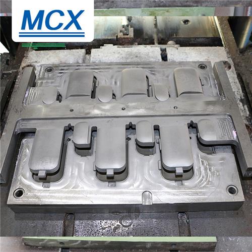 保護(hù)套模具